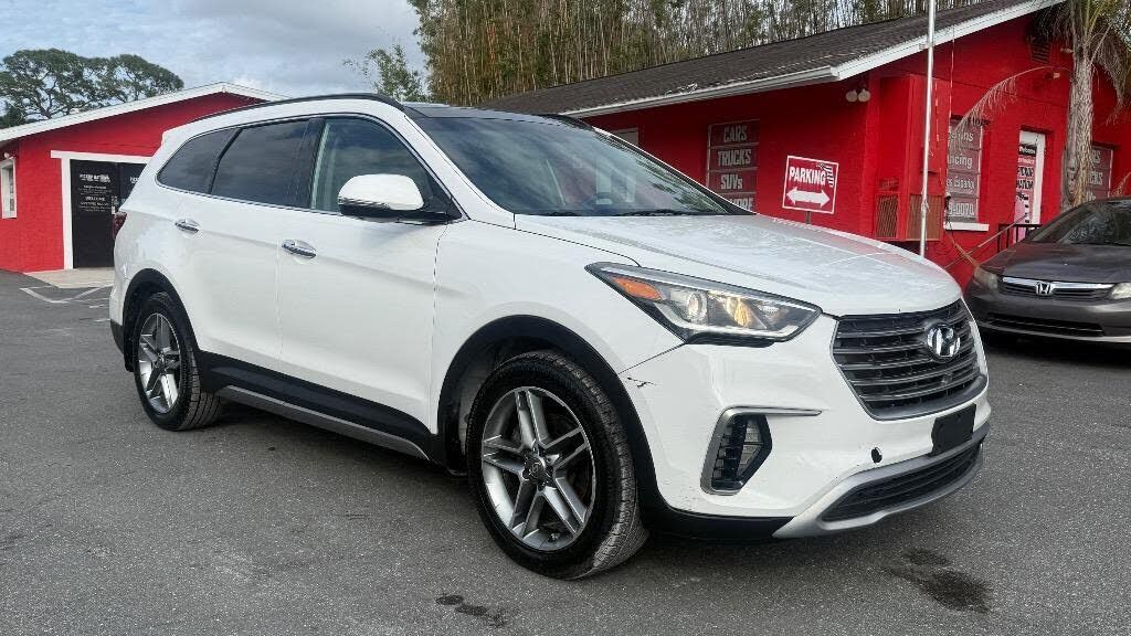 2017 HYUNDAI Santa Fe