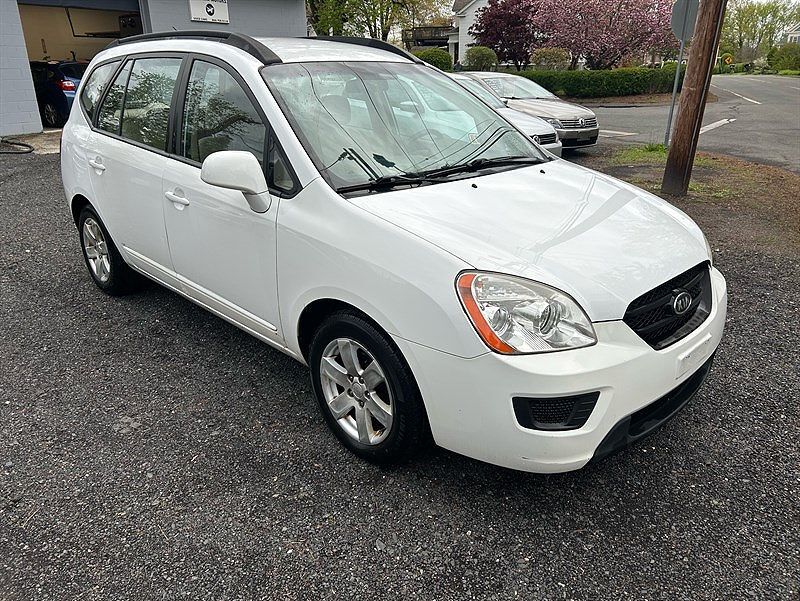 2008 KIA Rondo