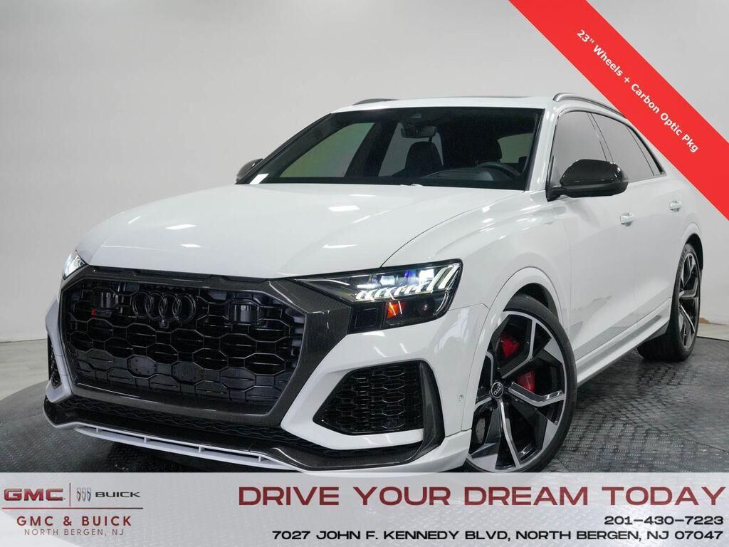 2021 AUDI RS Q8