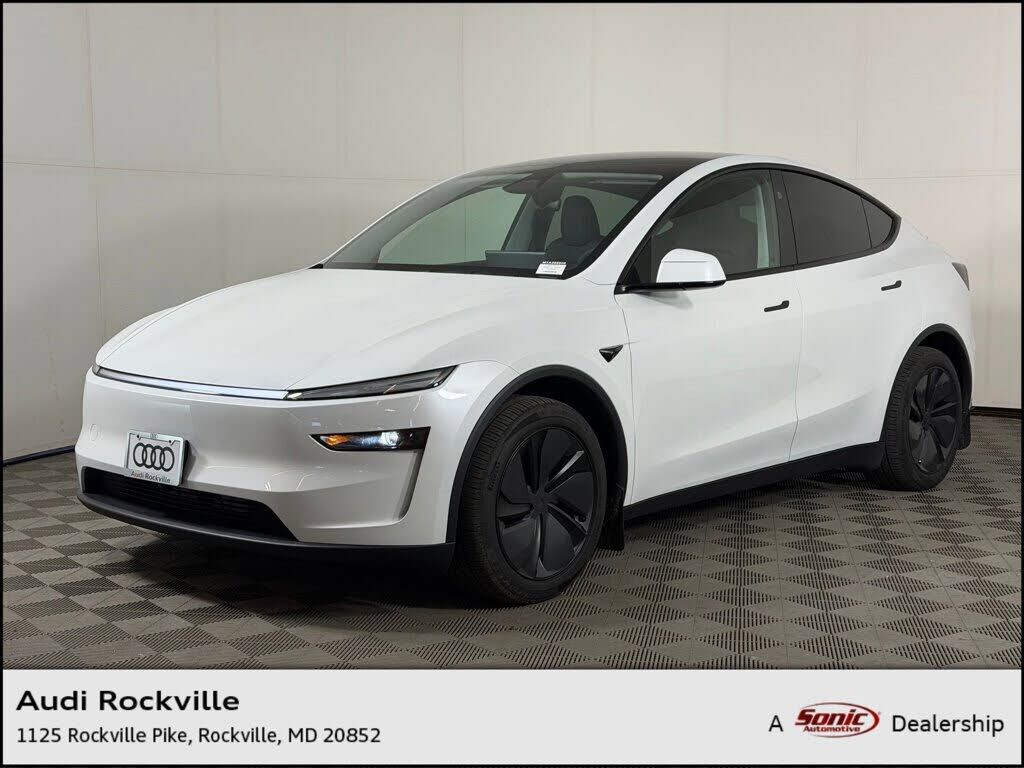 2026 TESLA Model Y