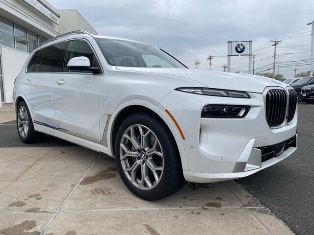 2024 BMW X7