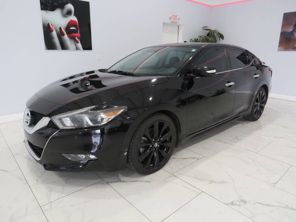 2017 NISSAN Maxima