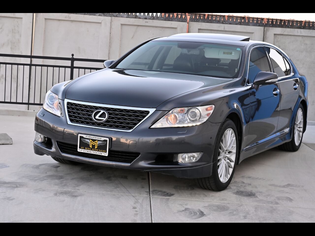 2011 LEXUS LS