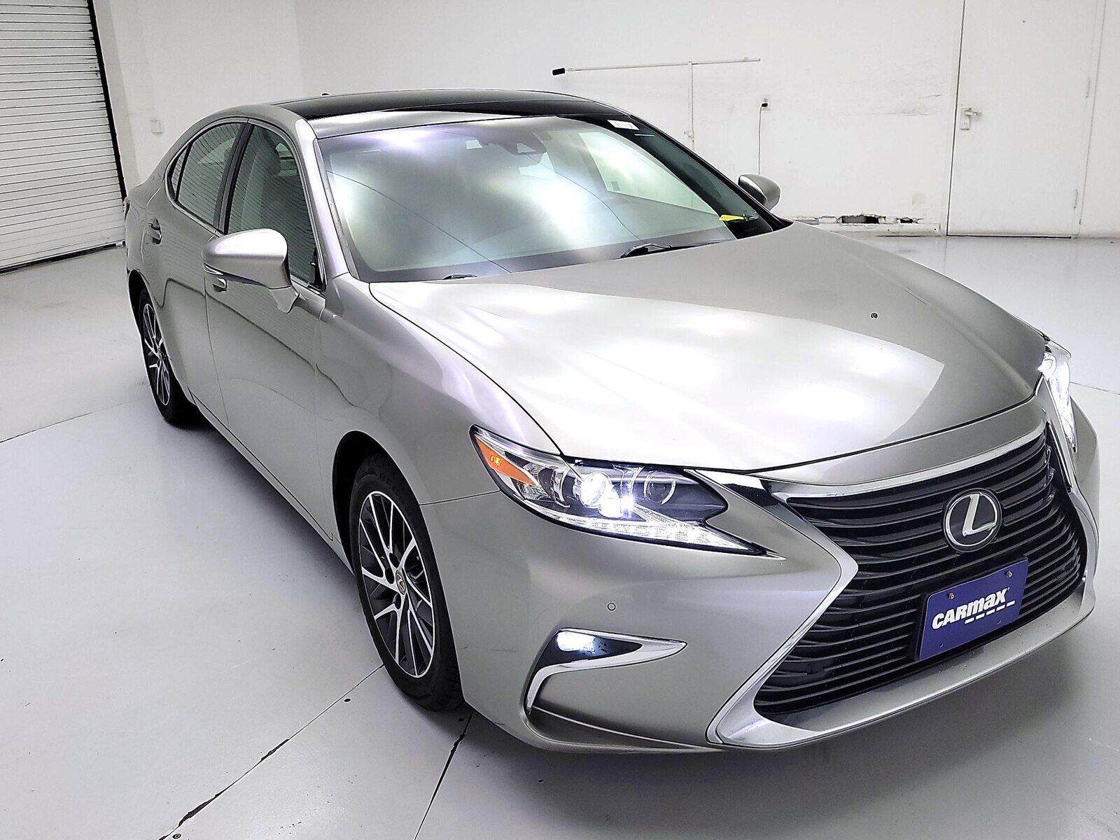 2018 LEXUS ES