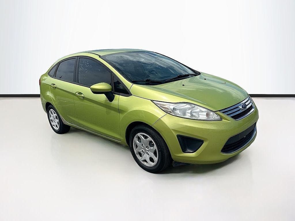 2011 FORD Fiesta