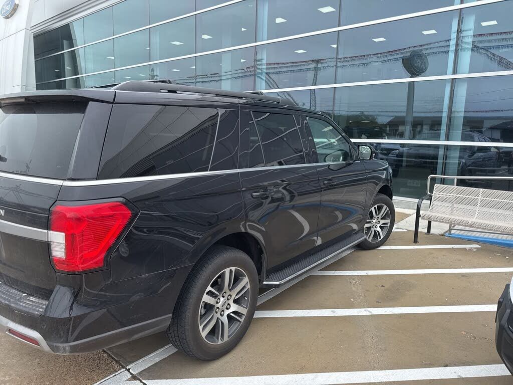 2022 FORD Expedition