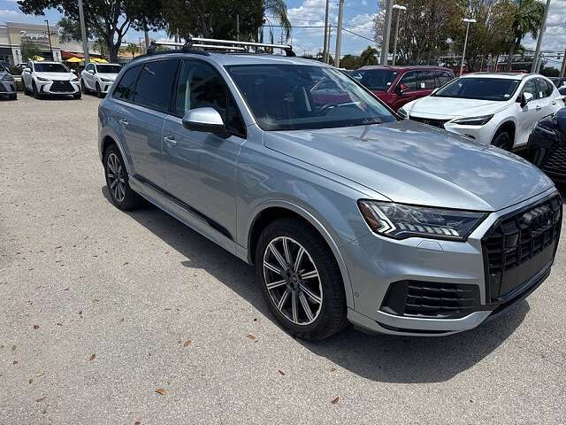 2023 AUDI Q7
