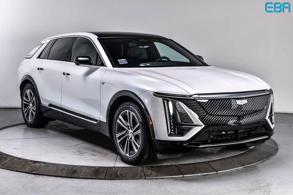 2024 CADILLAC Lyriq