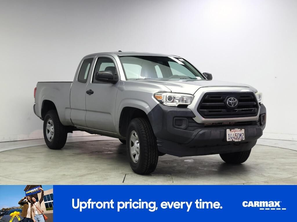 2018 TOYOTA Tacoma