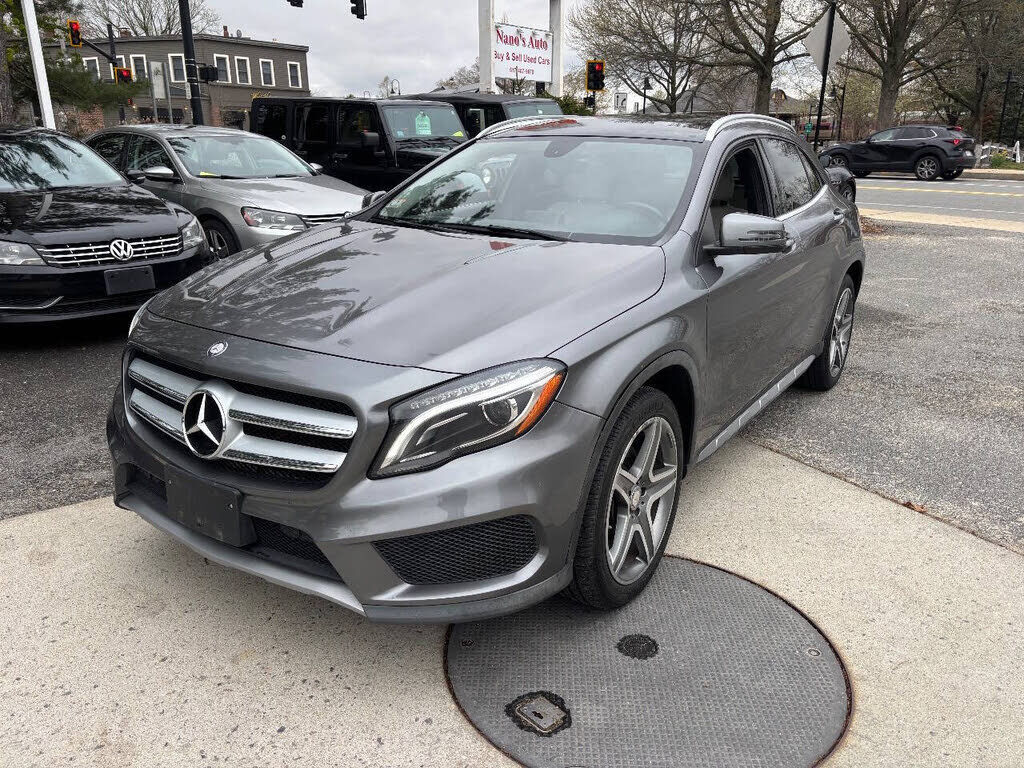 2015 MERCEDES-BENZ GLA-Class