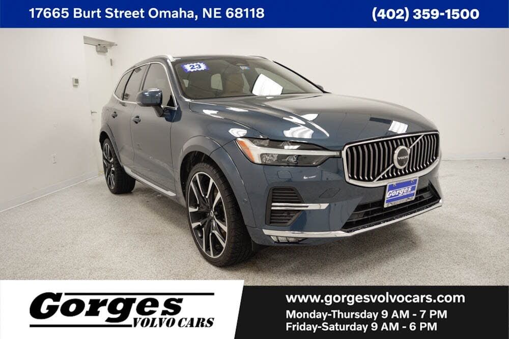 2023 VOLVO XC60