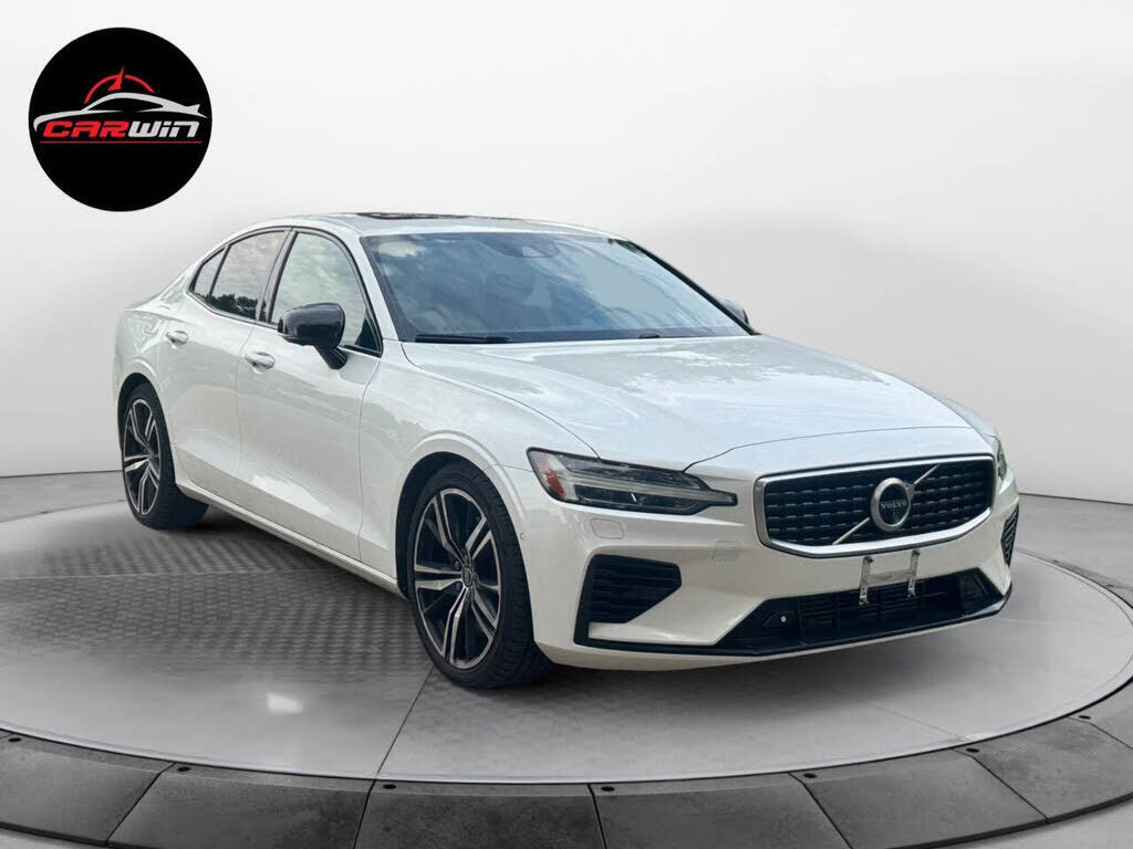 2019 VOLVO S60