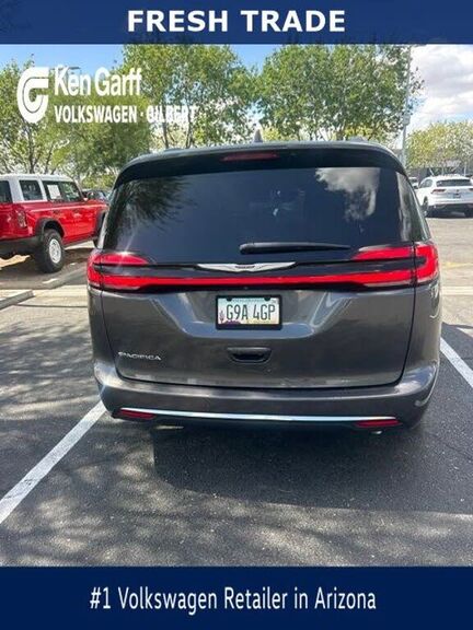 2022 CHRYSLER Pacifica