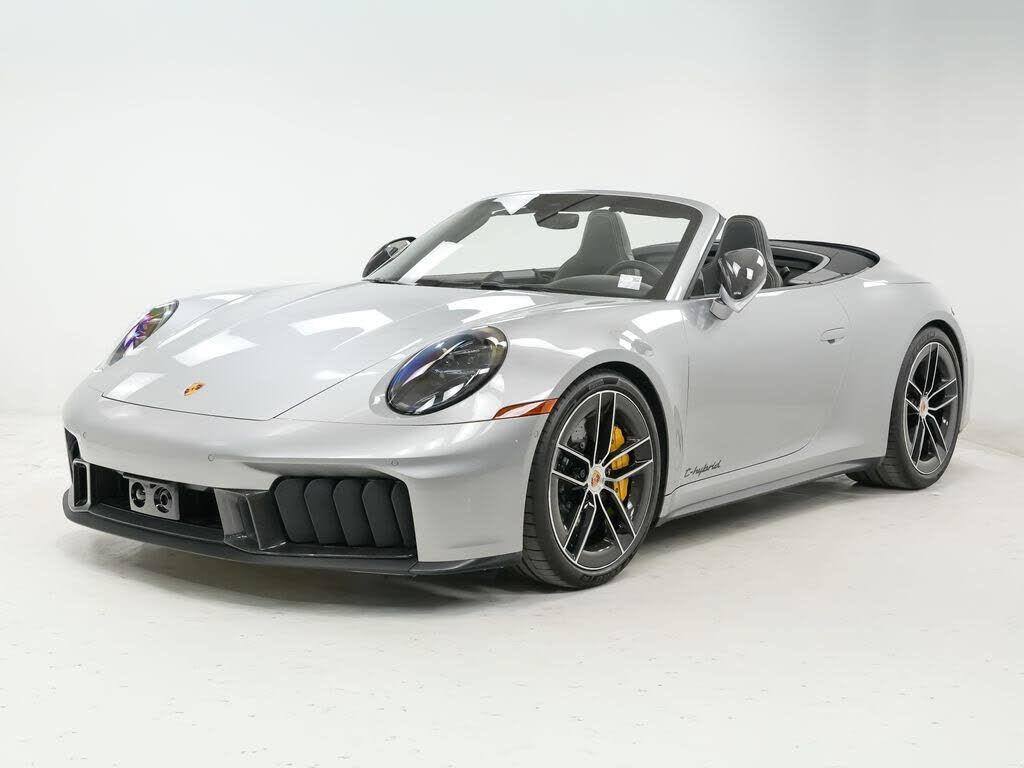 2025 PORSCHE 911