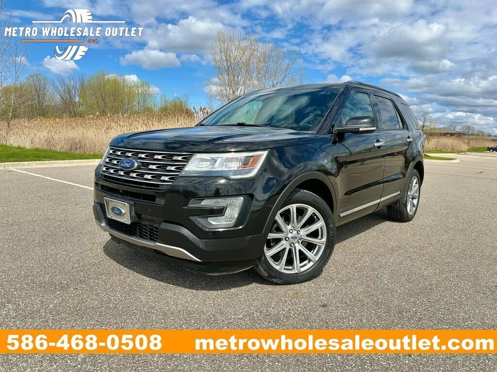 2017 FORD Explorer