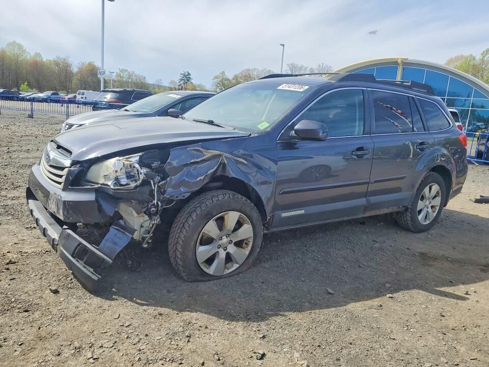 2012 SUBARU Outback