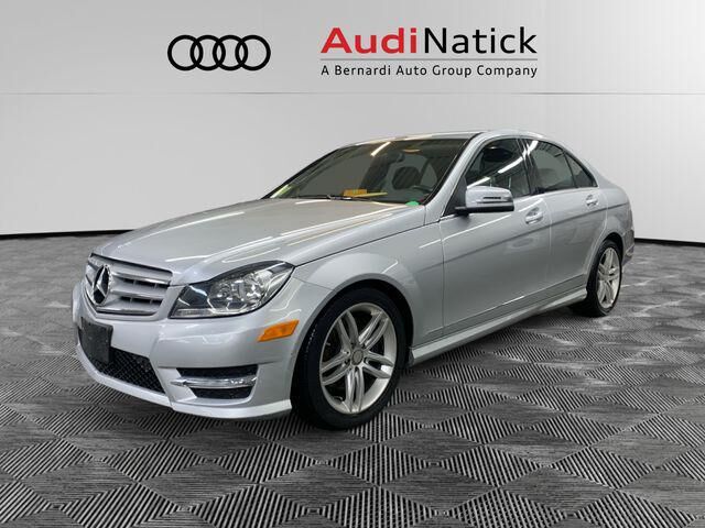 2013 MERCEDES-BENZ C-Class