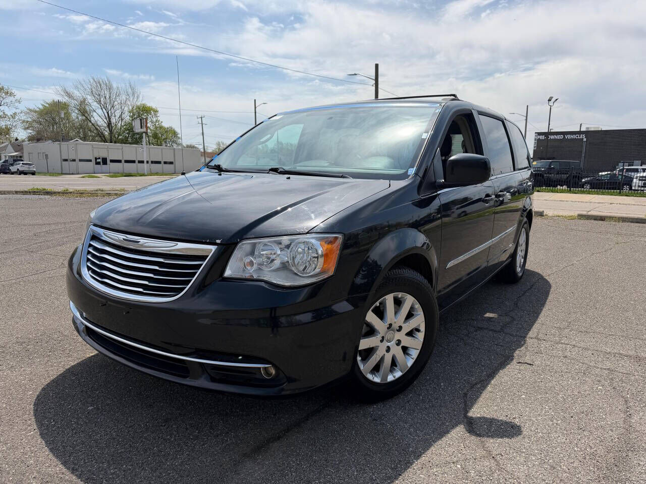 2016 CHRYSLER Town and Country