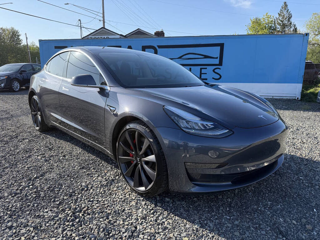 2020 TESLA Model 3