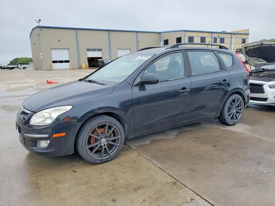 2010 HYUNDAI Elantra Touring