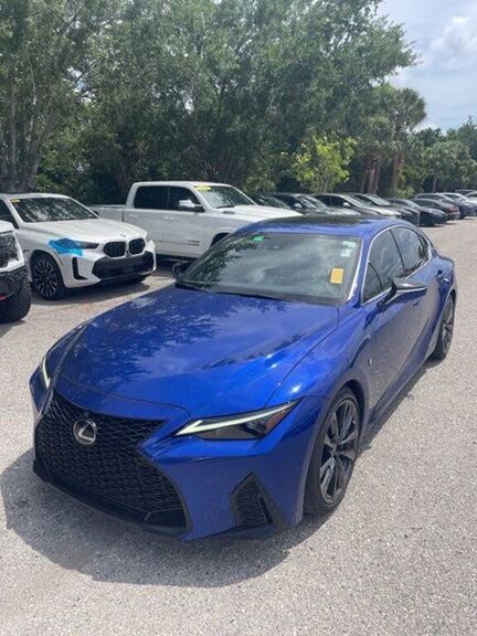 2023 LEXUS IS