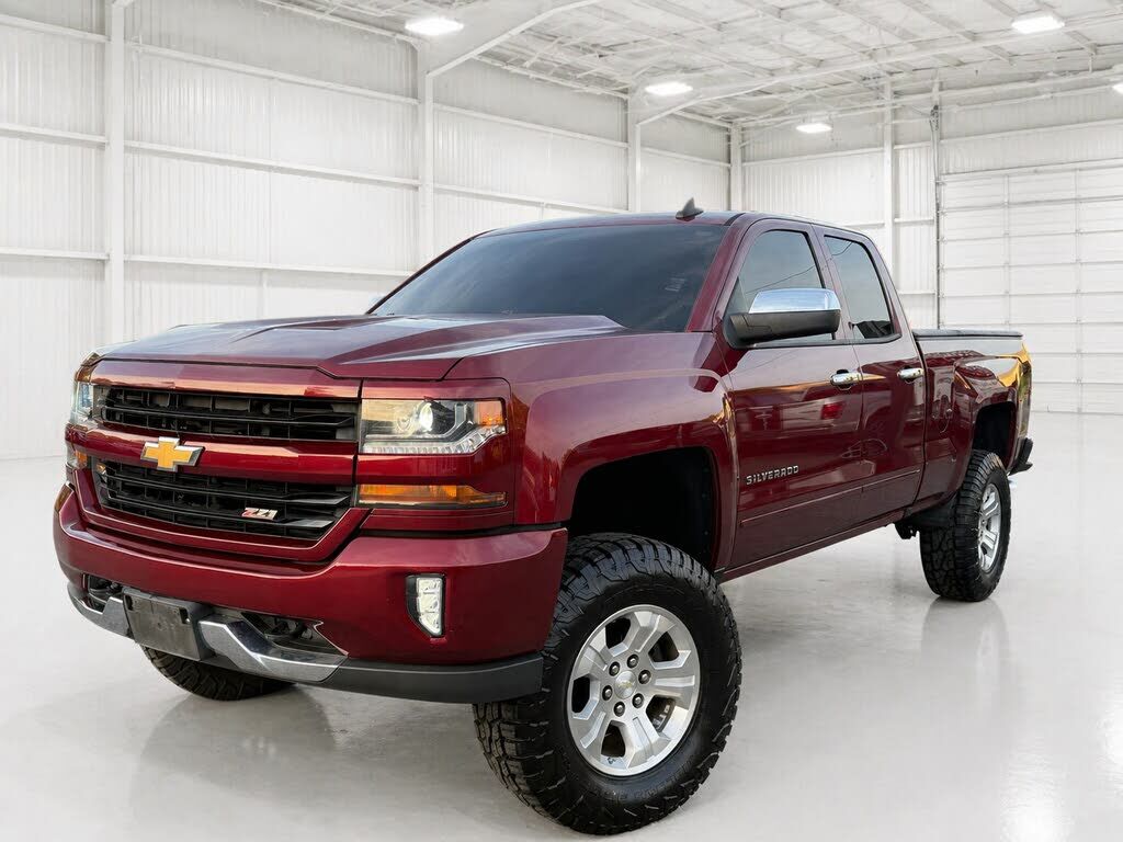 2017 CHEVROLET Silverado