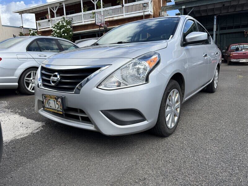 2019 NISSAN Versa