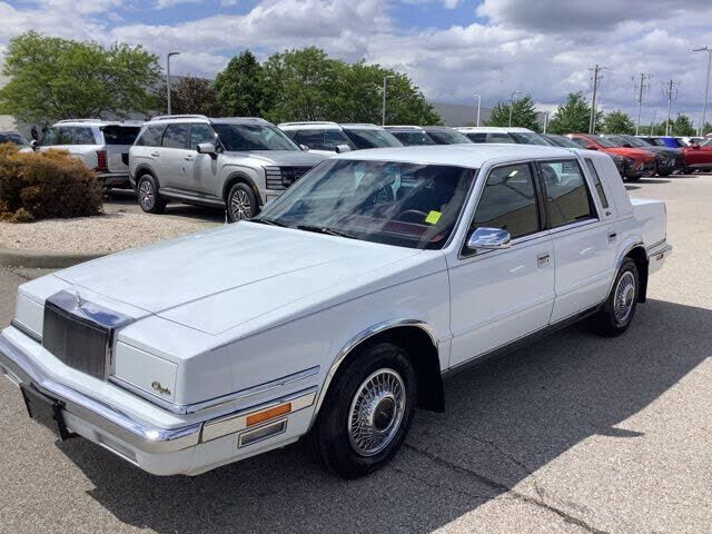 1991 CHRYSLER New Yorker