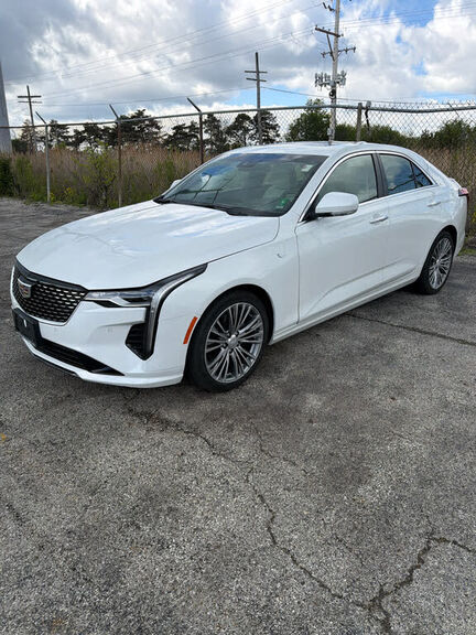 2023 CADILLAC CT4