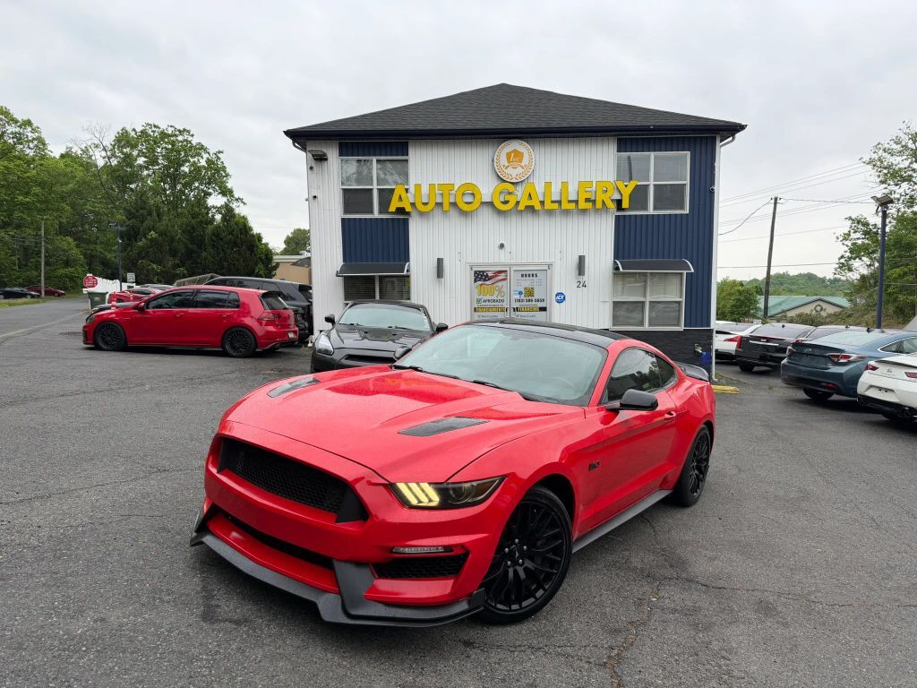2017 FORD Mustang