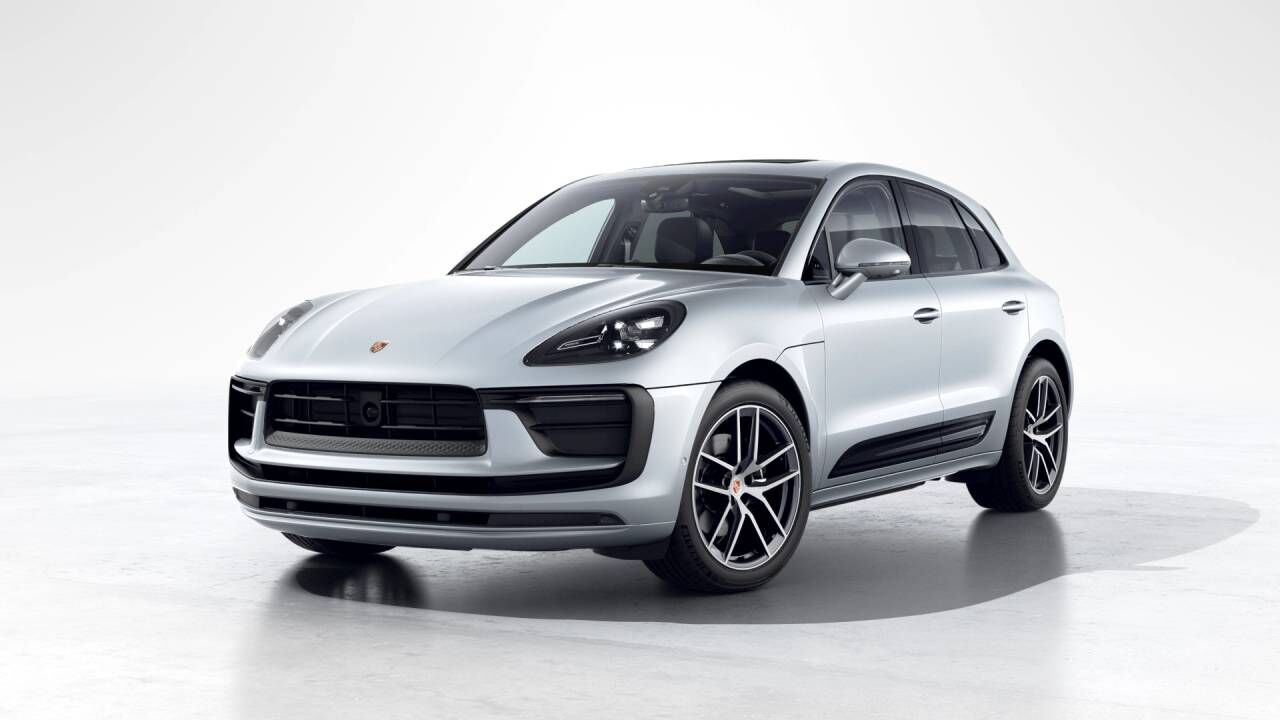 2026 PORSCHE Macan