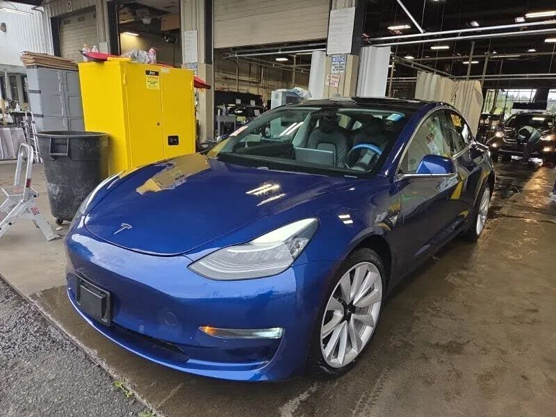 2020 TESLA Model 3