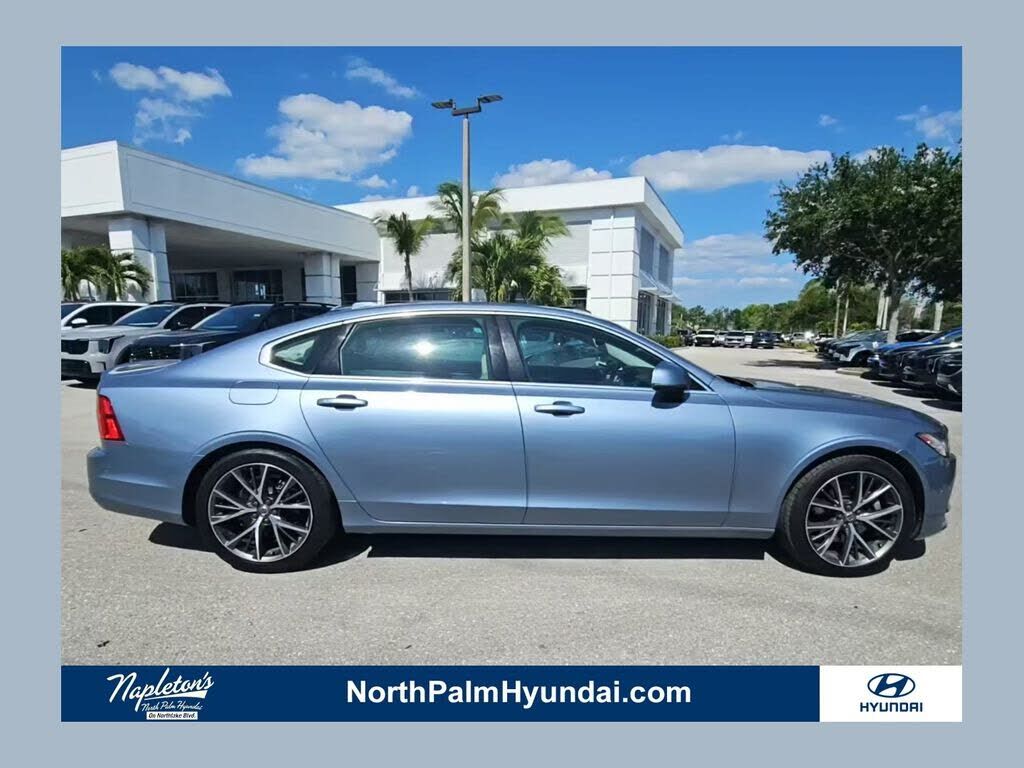 2018 VOLVO S90