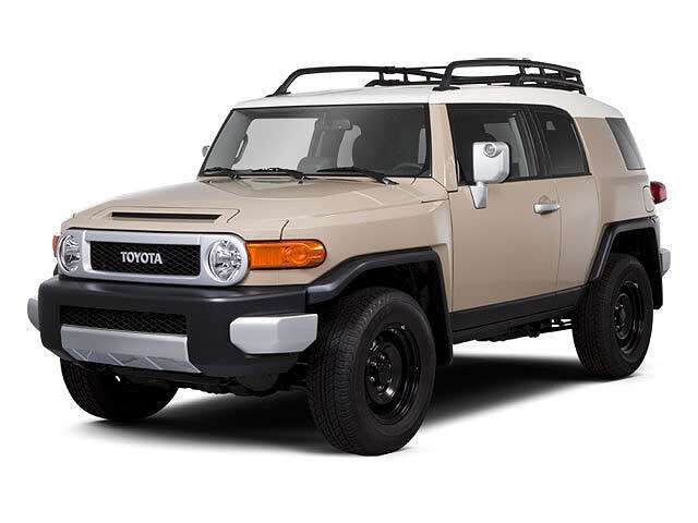 2010 TOYOTA FJ Cruiser