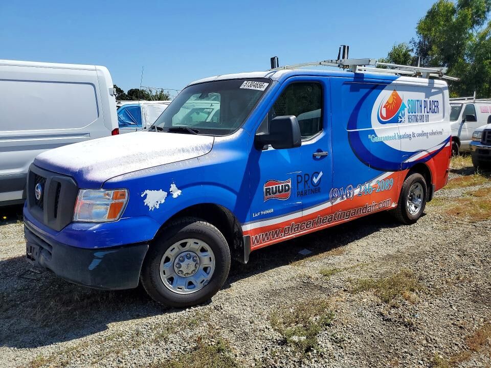 2016 NISSAN NV