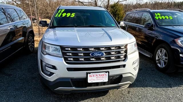 2017 FORD Explorer
