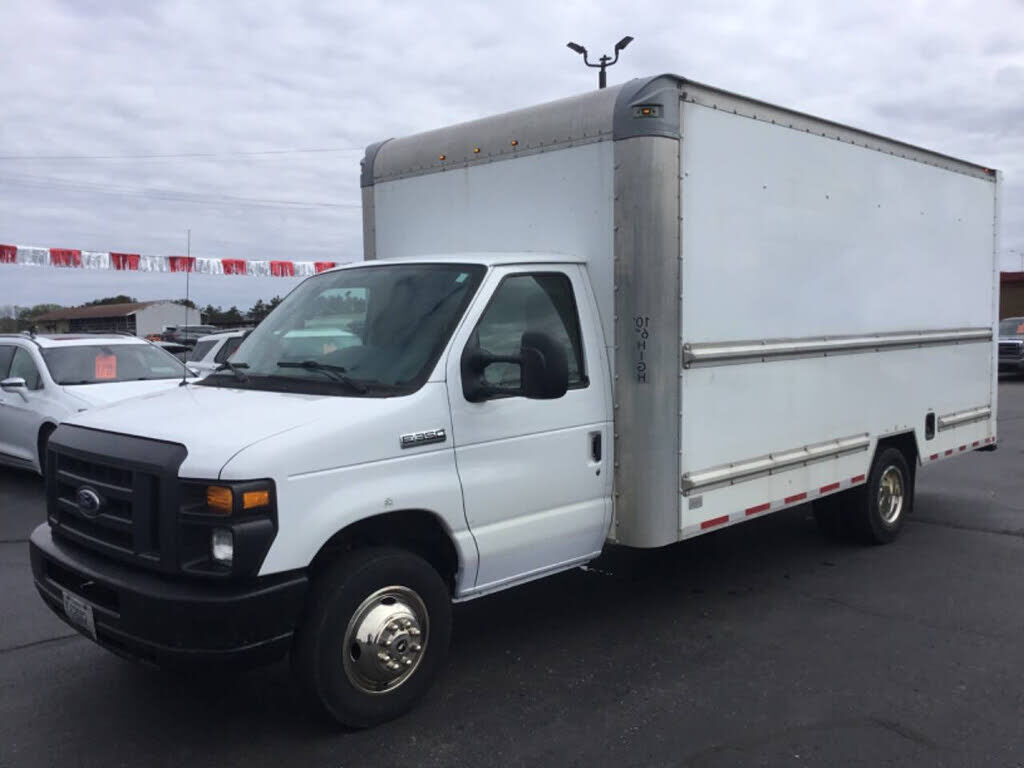 2015 FORD E-350