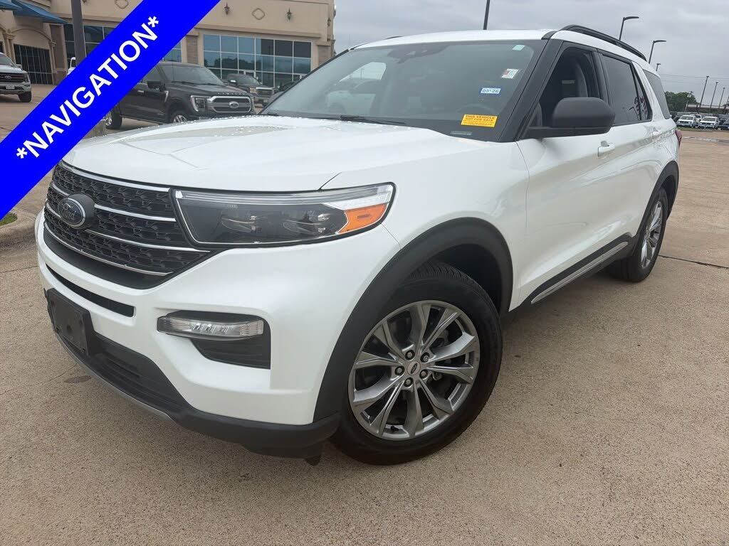 2022 FORD Explorer