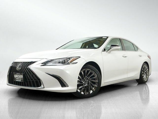 2024 LEXUS ES
