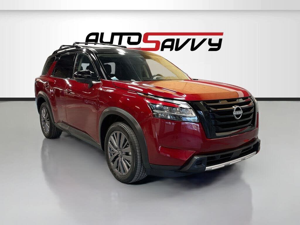 2023 NISSAN Pathfinder