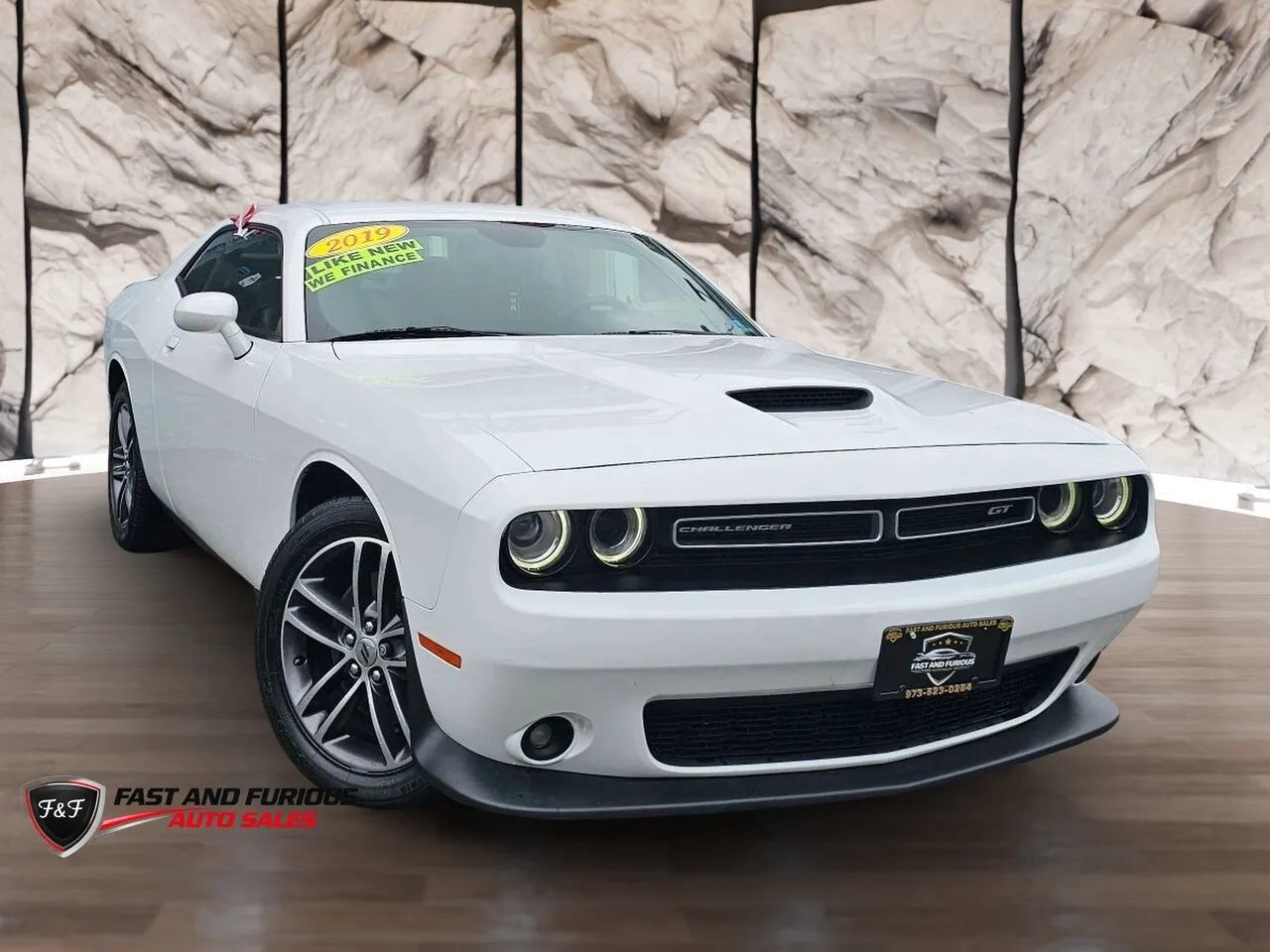 2019 DODGE Challenger