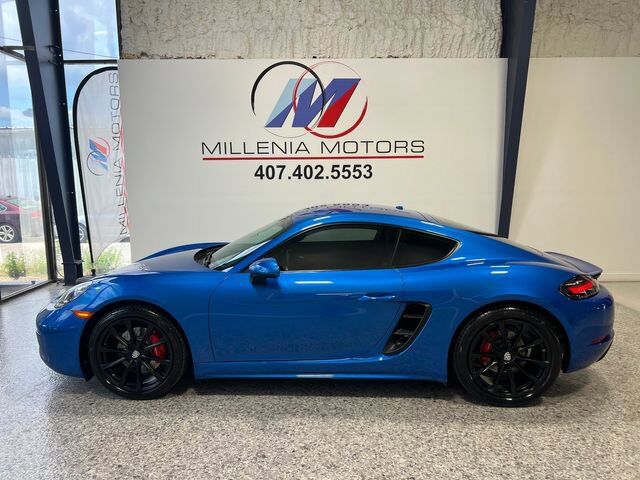 2018 PORSCHE 718