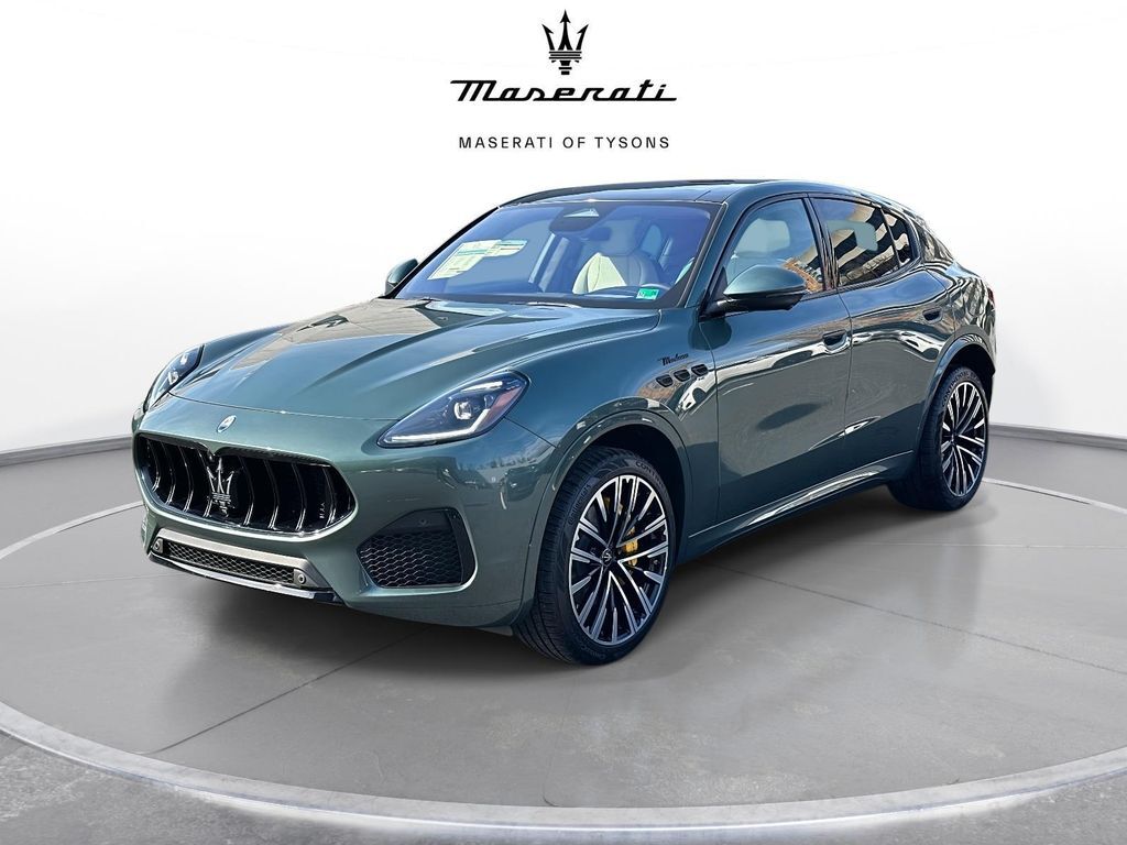 2025 MASERATI Grecale