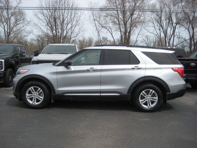 2023 FORD Explorer