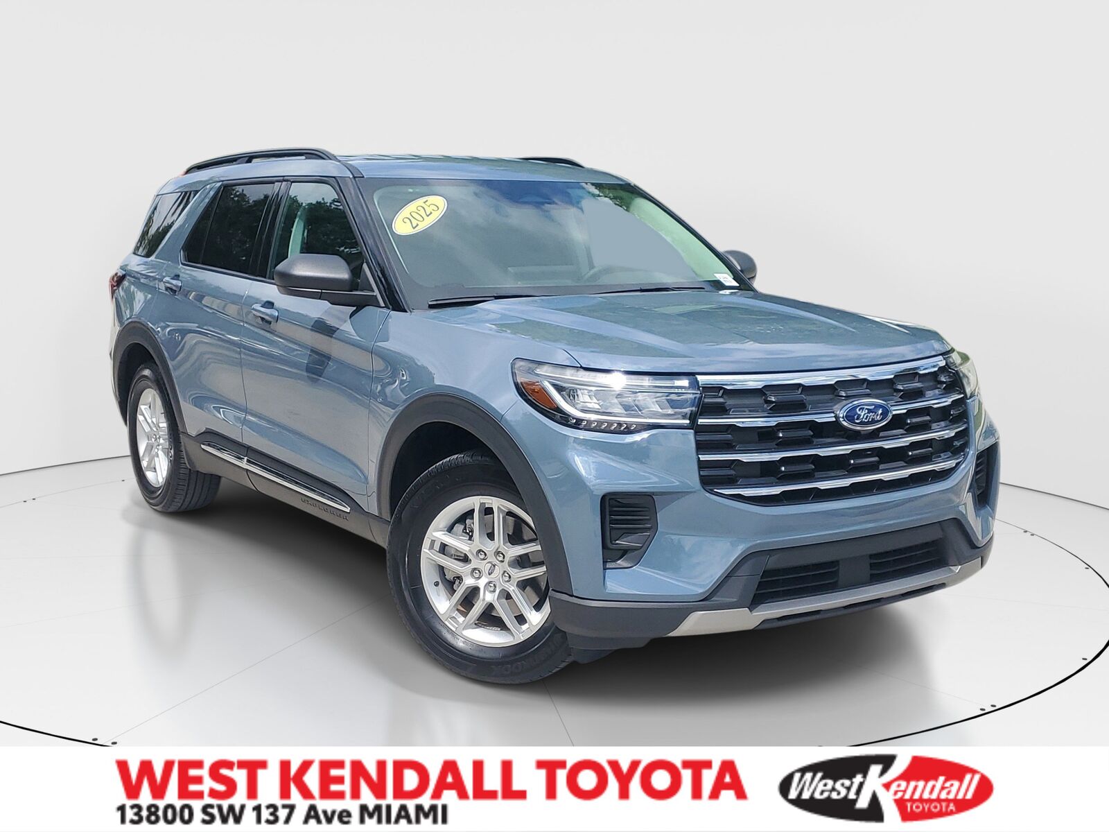 2025 FORD Explorer