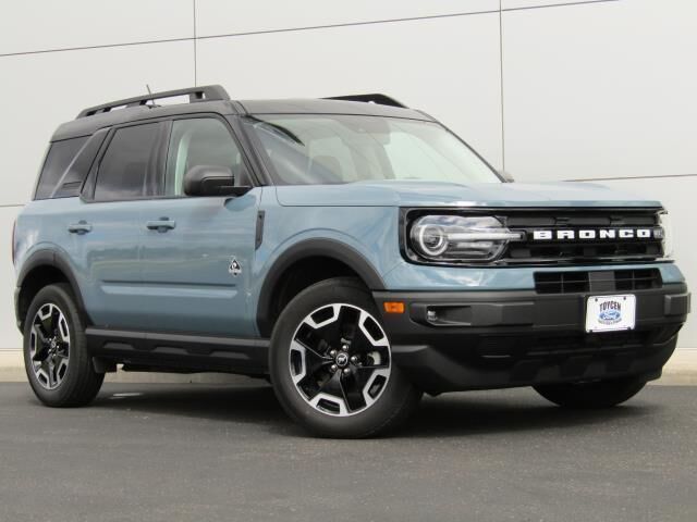2023 FORD Bronco