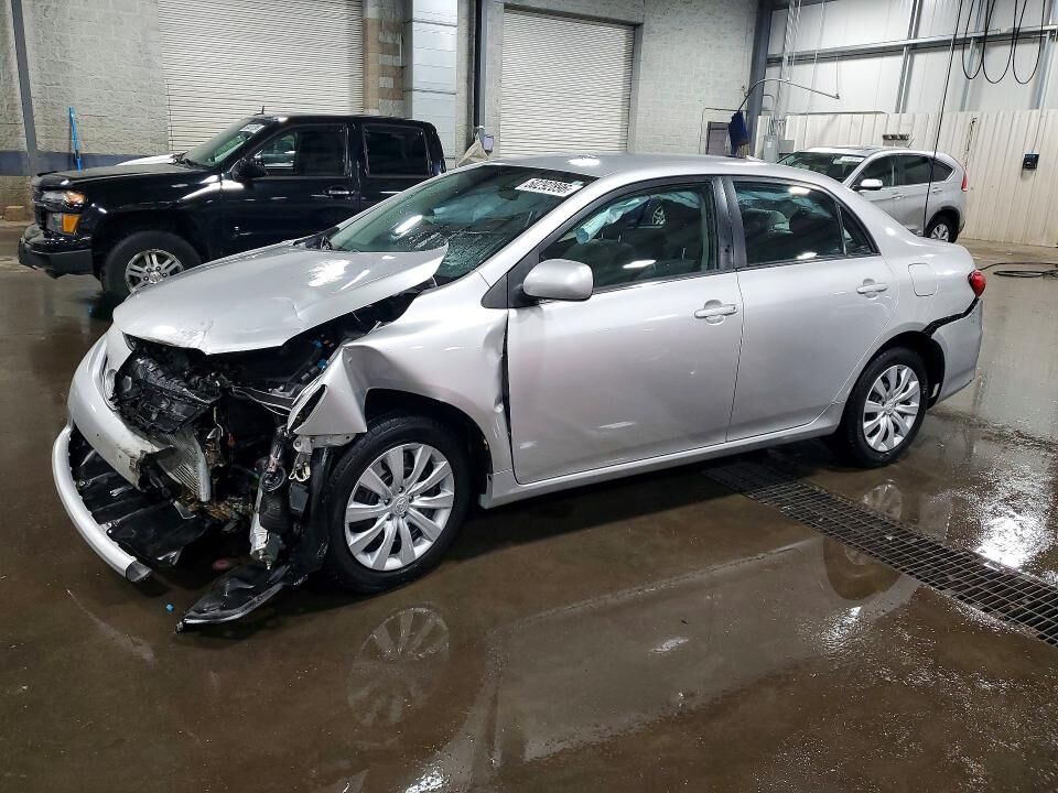 2013 TOYOTA Corolla