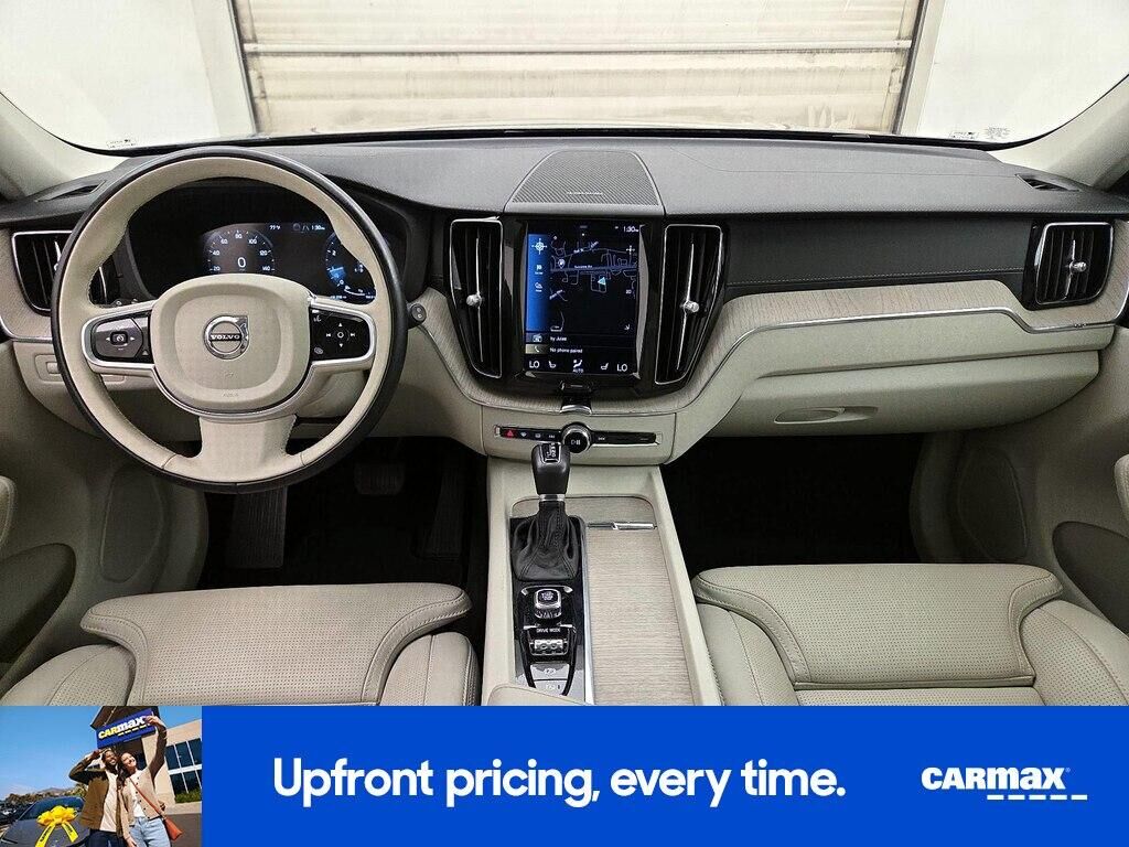 2021 VOLVO XC60