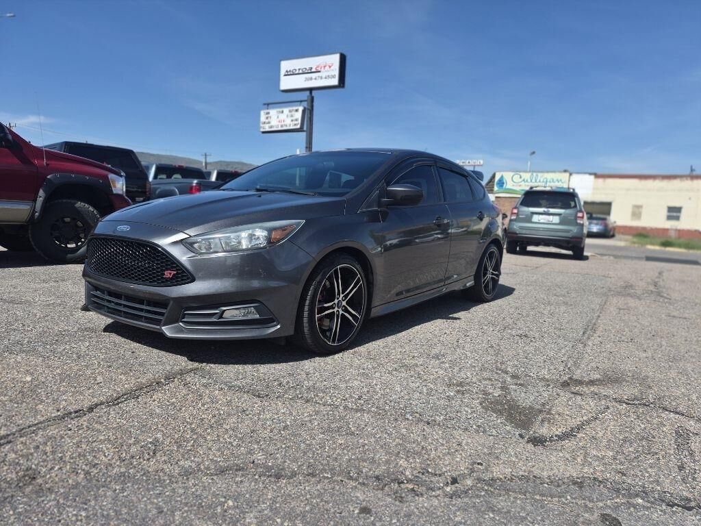 2016 FORD Focus