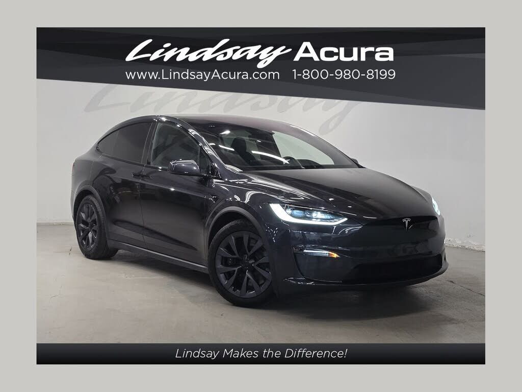 2025 TESLA Model X
